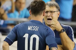 Nóng: Xác định thầy của Messi ở Mỹ