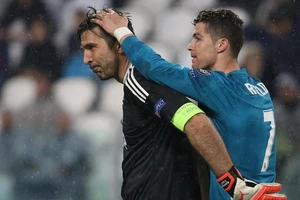 Thủ thành Buffon 45 tuổi theo chân Ronaldo đến Vùng Vịnh