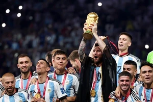 Messi bật mí hai lần đòi chia tay đội tuyển 
