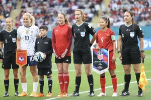 Tuyển nữ Việt Nam tập bữa cuối, Huỳnh Như bắt bài Bồ Đào Nha