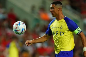 Ronaldo bị dập tắt cơ hội đá giải châu Âu