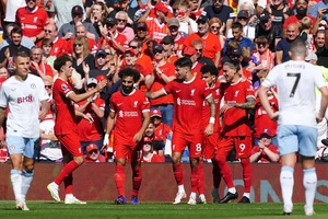 Salah giải nghệ ở Liverpool
