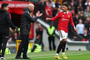 Bị cho ngồi ngoài, Sancho tố HLV Ten Hag nói dối