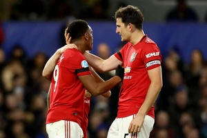 Maguire và 4 bản hợp đồng thảm hại nhất của Man United