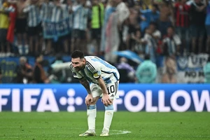 Messi bất ổn 