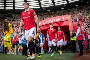 Maguire sớm rời khỏi sân Old Trafford