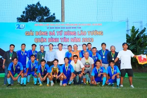 Lão tướng Quận 6 đăng quang trong trận chung kết nghẹt thở