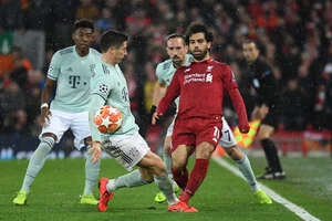 Salah, Lewandowski khó thoát khỏi tay Saudi Arabia