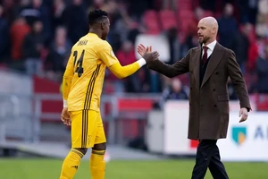 HLV Ten Hag không sợ bị sa thải, bao che sai lầm của Onana