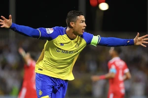 Ronaldo giải nghệ ở Al Nassr