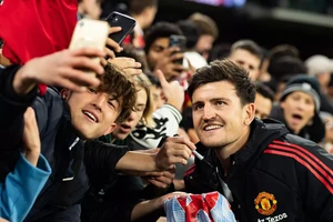 Lạ lùng Maguire từ tội đồ biến thành người hùng