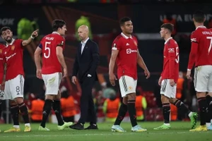 Man United bán gấp 4 ngôi sao