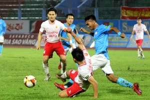 Lý do ông Troussier không gọi Hồ Tấn Tài lên tuyển