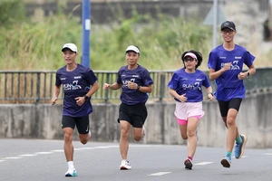 Nhà vô địch Hoàng Nguyên Thanh chinh phục thử thách Run To Live 2024