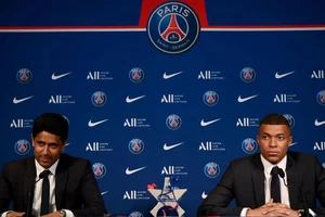 PSG giữ chân Mbappe với bản hợp đồng 5 năm, có giá hơn 1 tỉ euro