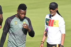 Bị đối xử bạc bẽo, thủ môn Onana đòi treo găng