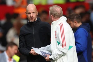 Phản ứng của HLV Ten Hag về hai cuộc đụng độ Liverpool và Man City