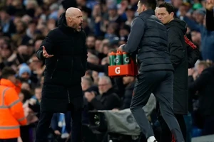 Cựu tuyển thủ Anh tán thành việc Man United sa thải HLV Ten Hag