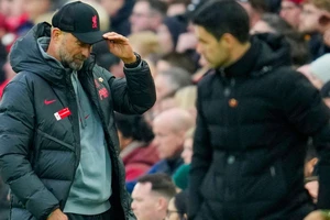 Dortmund bất ngờ mời lại thầy cũ Klopp