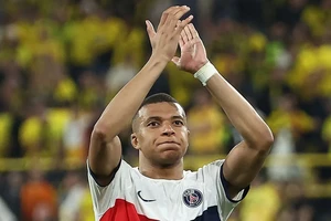 Mbappe chính thức rời PSG, không nói gì đến Real 
