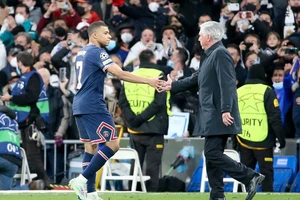 HLV Ancelotti thề không biết Mbappe đầu quân Real Madrid
