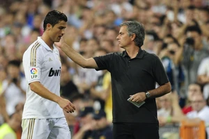 Mourinho bật mí cách 'trị' siêu sao Ronaldo