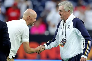 HLV Ancelotti phù hợp thay thế Ten Hag dẫn dắt Man United