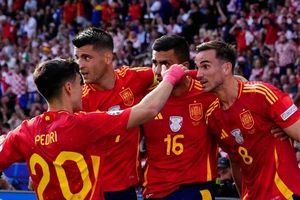 Tây Ban Nha nằm kèo trên tuyển Ý