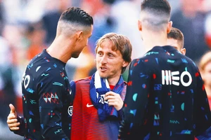 Ronaldo chờ phá kỷ lục của Modric