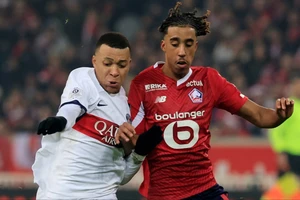 HLV Ten Hag tha thứ cho Sancho, Quỷ đỏ hớt tay trên Real 