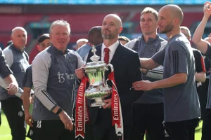 Sốc: Man United sa thải hàng loạt nhân sự