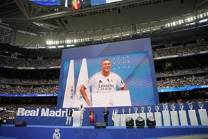 Real Madrid phá vỡ kỷ lục và mức lương ‘khủng’ của Mbappe
