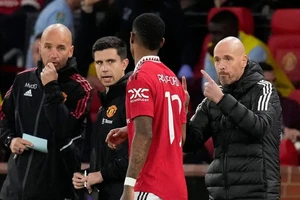 Ruud van Nistelrooy dạy lại cho Rashford cách ghi bàn