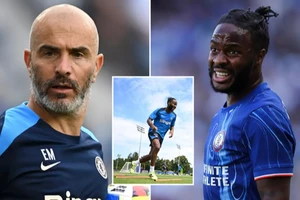 HLV Enzo Maresca nói sự thật phũ phàng khi loại bỏ Sterling khỏi đội hình Chelsea