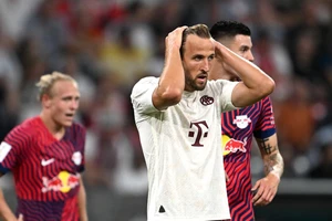 Sai lầm của ngôi sao Harry Kane ở Bayern Munich