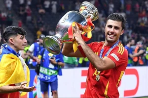 Pep Guardiola chọn Rodri giành Quả bóng vàng