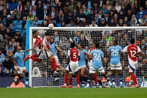 CLB Man City cáo buộc Arsenal ‘đen tối và bẩn thỉu’