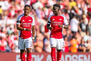 Sao Arsenal cho 'nổ bom' trước trận tiếp PSG ở UEFA Champions League 