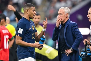 HLV Deschamps nói rõ lý do loại Mbappe khỏi đội tuyển Pháp