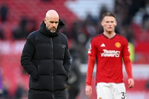 HLV Ten Hag sai lầm nhưng MU sẽ không sa thải