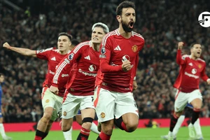 Man United thắng nhẹ trong lần cuối của Ruud van Nistelrooy