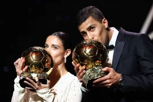 Rodri nói gì về việc trao quả bóng vàng không công bằng?