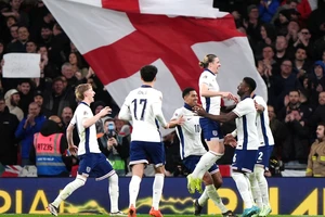 Đội tuyển Anh hủy hợp đồng với HLV Tuchel?