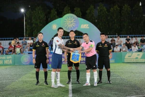 Các lão tướng 'làm mưa làm gió' giải bóng đá vô địch Thanh Hóa miền Nam