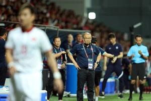 HLV Park Hang-seo là ứng viên thay thế Vicente nắm tuyển Malaysia