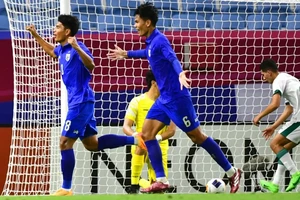 Tuyển Thái Lan quá mạnh!