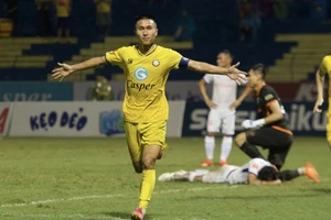 Công an Hà Nội và Doãn Ngọc Tân gây ấn tượng mạnh ở giải CLB Đông Nam Á 