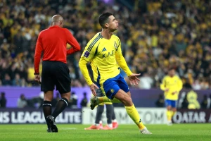 Tranh cãi gay gắt về kỷ lục bàn thắng của siêu sao Ronaldo