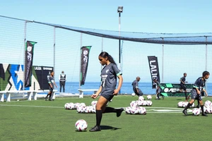 La Liga trao học bổng cho tài năng trẻ bóng đá Việt Nam