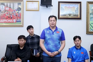 VFF tăng cường chiến tướng cho HLV Kim Sang-sik, quyết chiến Asian Cup